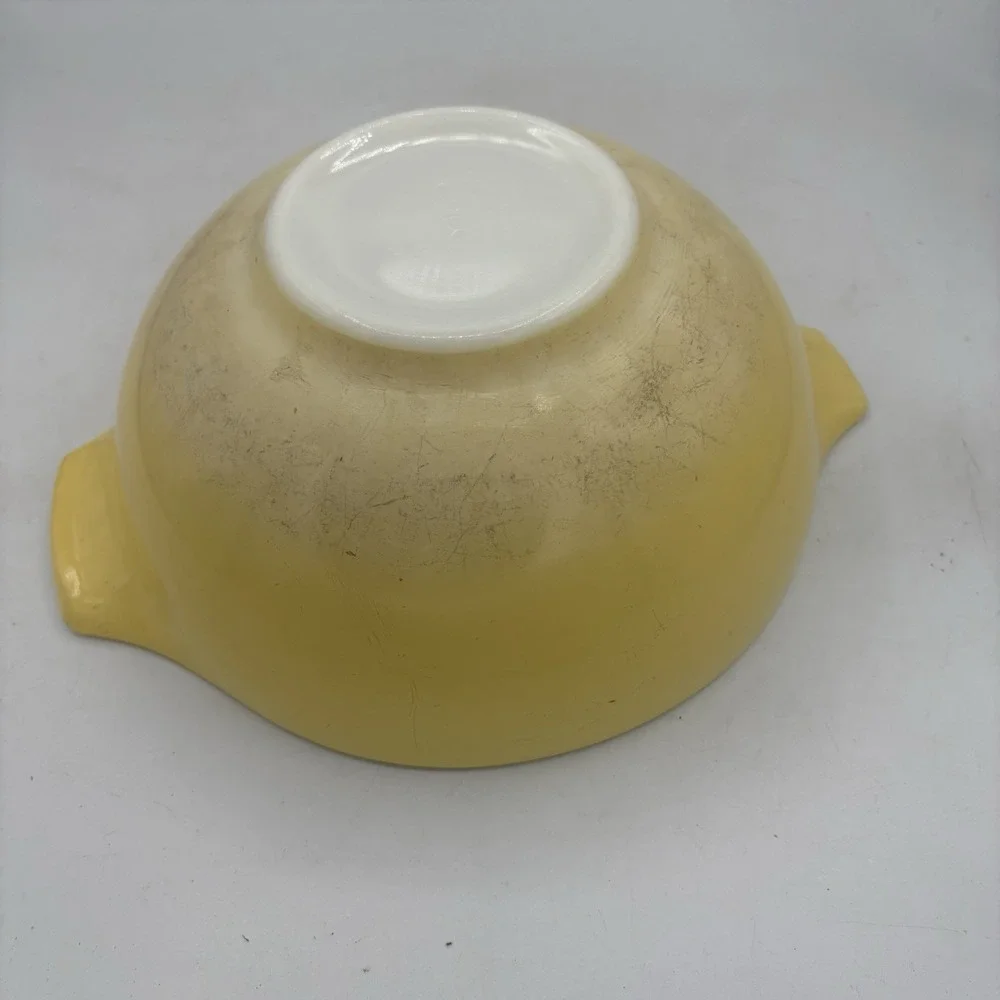 Vintage Pyrex Mixing Bowl Yellow Cinderella Nest 443 2 1/2 Qt Tab Handles USA